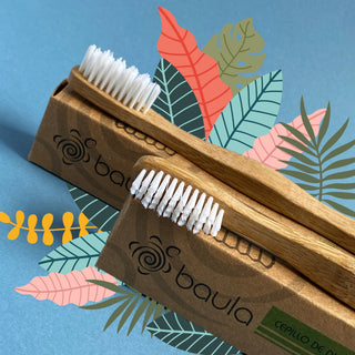 Cepillos de Dientes de Bambú (2-Pack)